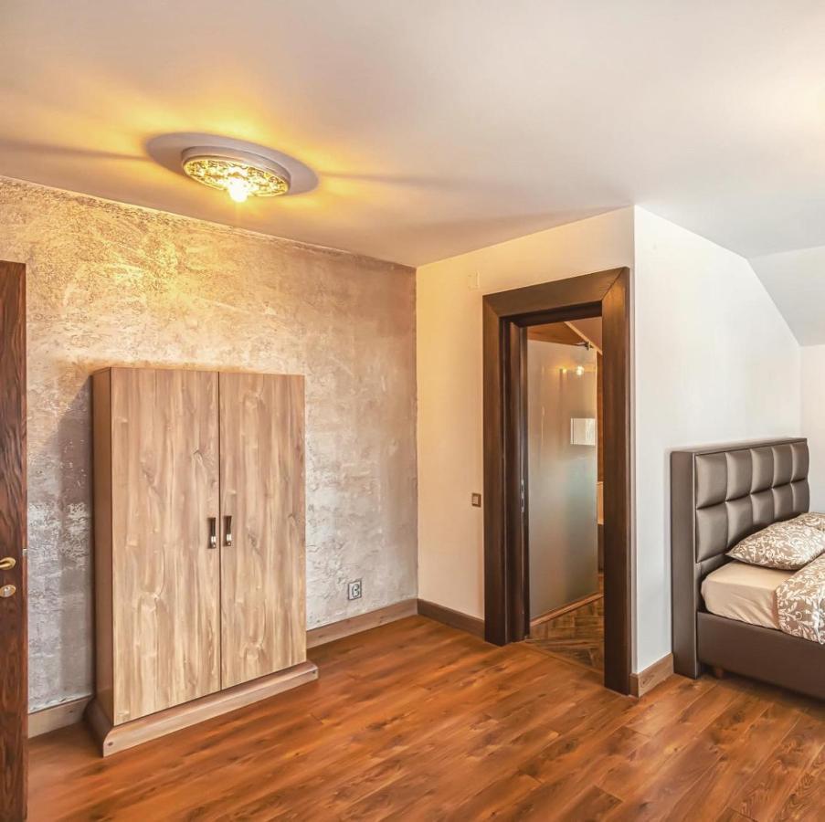 Transilvania Mansion Braşov Buitenkant foto