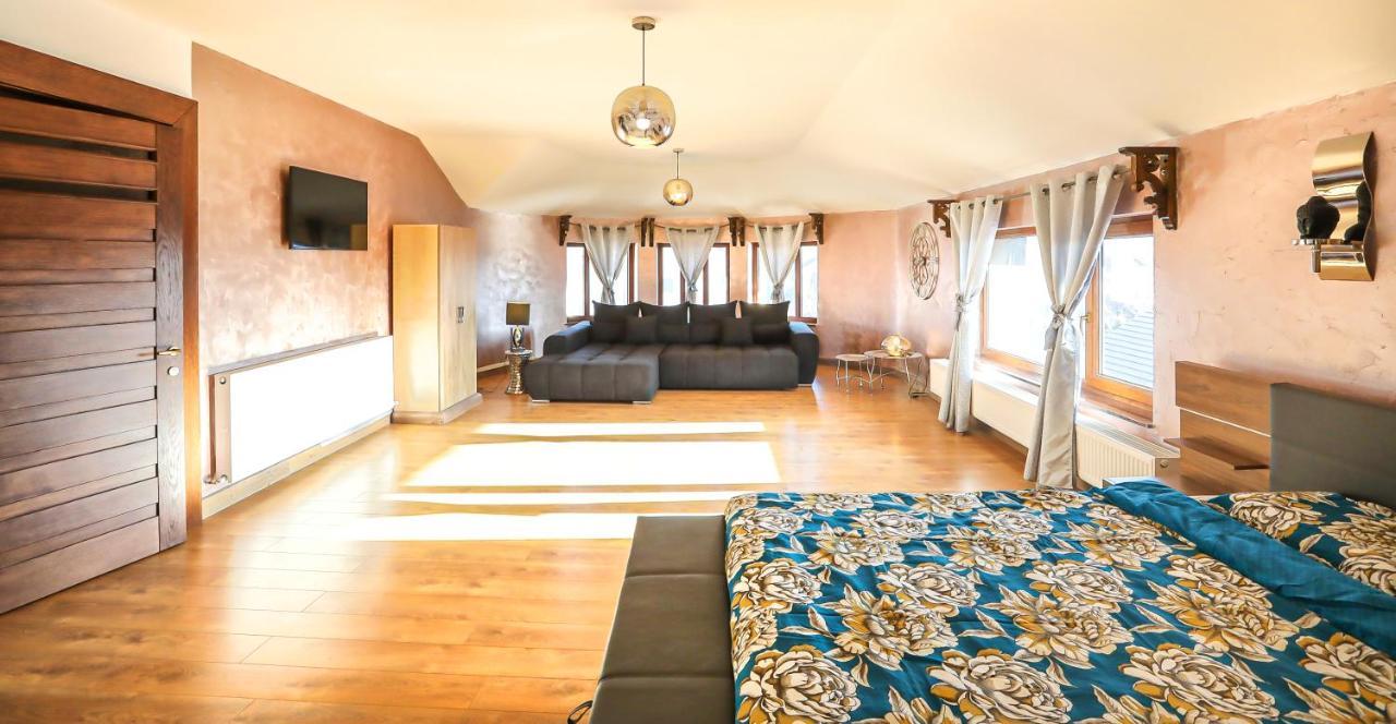 Transilvania Mansion Braşov Buitenkant foto