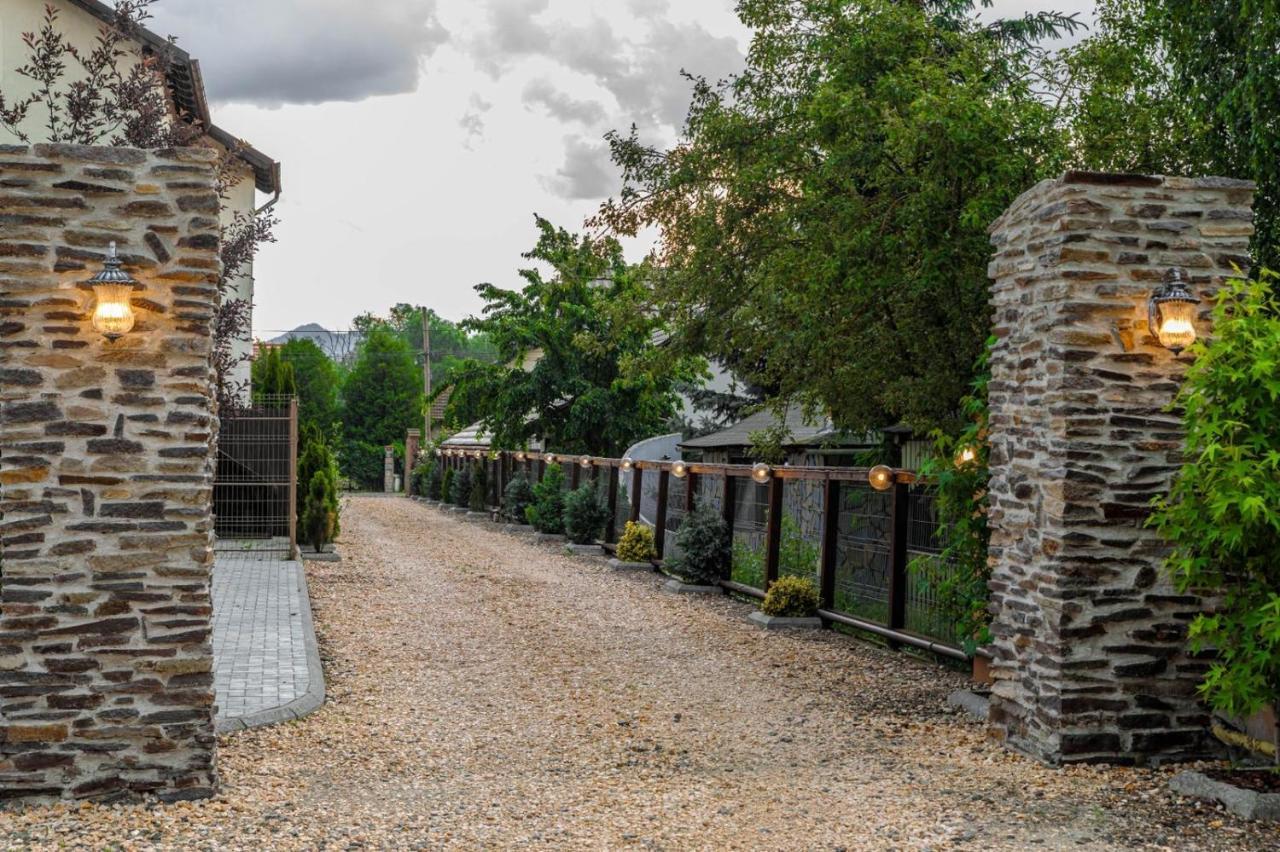 Transilvania Mansion Braşov Buitenkant foto